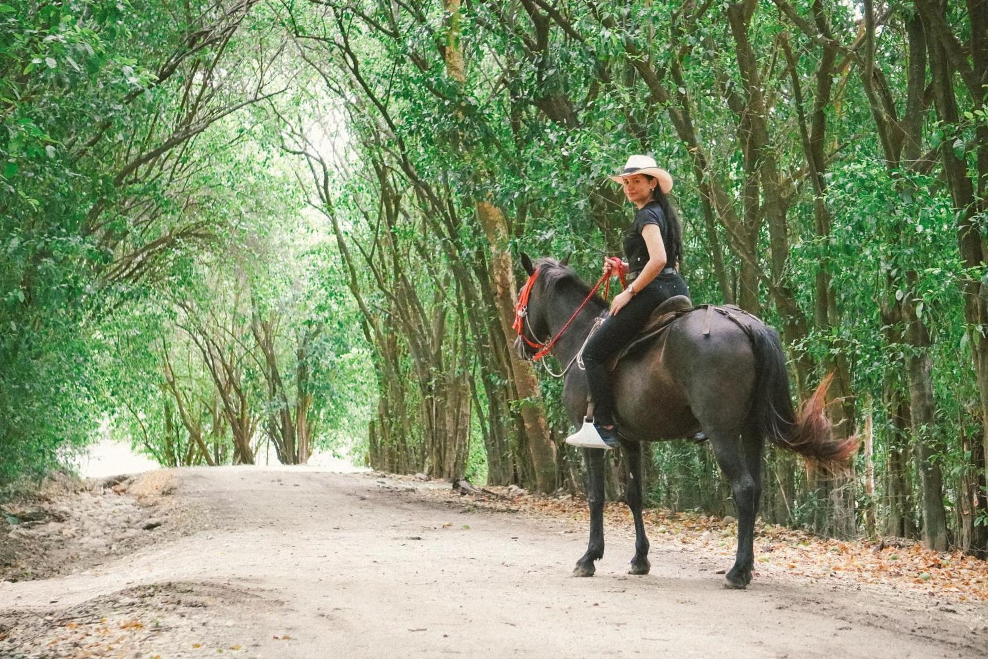 Finca Ecoturistica Los Jagueyes Baraya ภายนอก รูปภาพ
